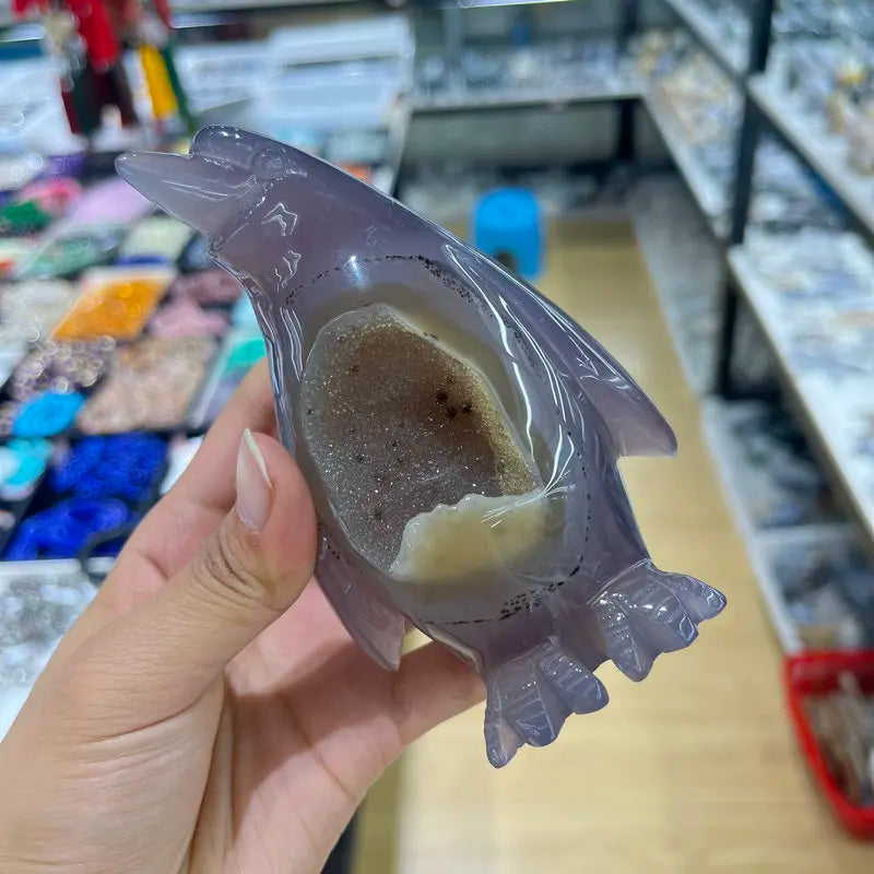Hot Sale Natural Crystal Penguin Agate Amethyst Geode Cluster Energy Stone for Decor