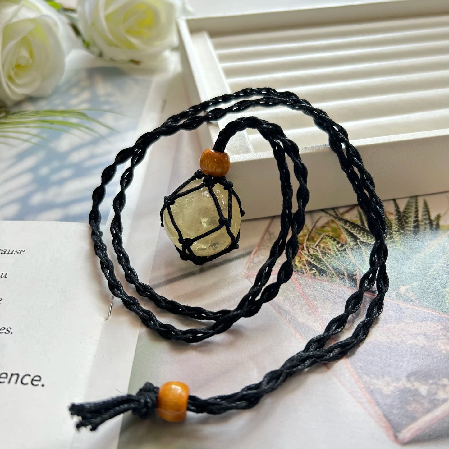 Crystal Tumbled Rough Stone Pendant Necklace Hand Net Woven Adjustable Necklace Gemstone Irregular Chakra Gemstones Necklace
