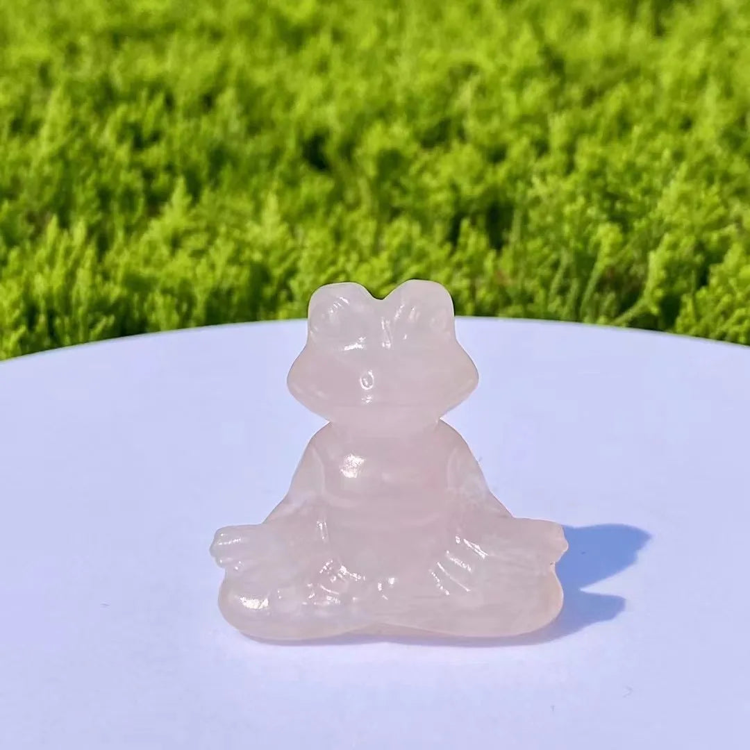 Wholesale natural crystals and stones carvings crafts Yoga Frog carvings Frog for home decoration