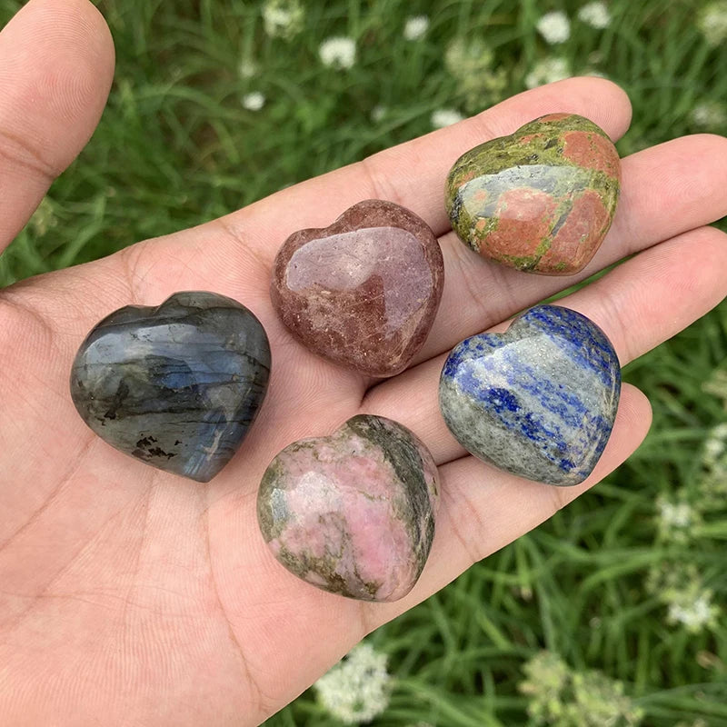 Wholesale Natural Different Kinds of Quartz Healing Stones Crystal Heart Gemstone Heart for Gift