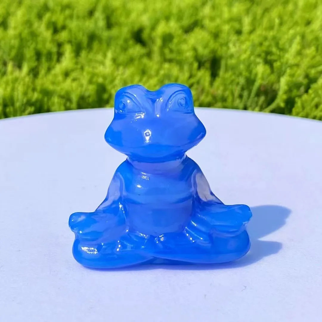 Wholesale natural crystals and stones carvings crafts Yoga Frog carvings Frog for home decoration